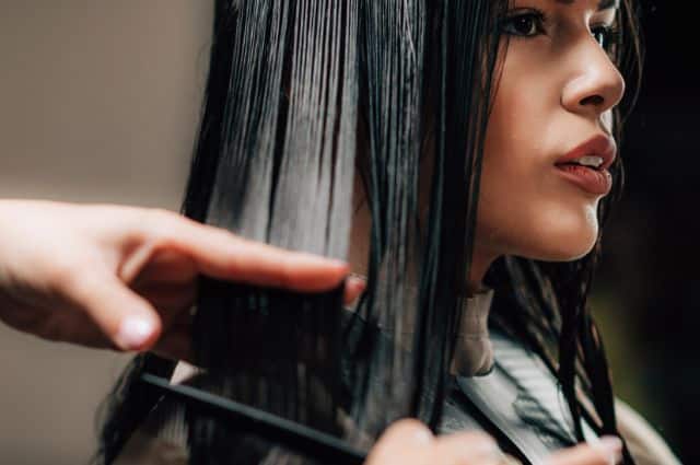 Hiustrendit naiset leikkaukset 2024